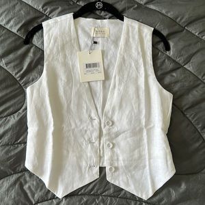 DISSH White Button-Up Vest Top